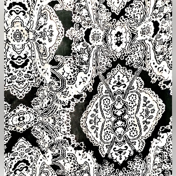 Joie Silk Halter Top, Black & White Print🖤🤍 (Size: M) **NEW WITHOUT TAGS!!🎁** - Picture 14 of 14